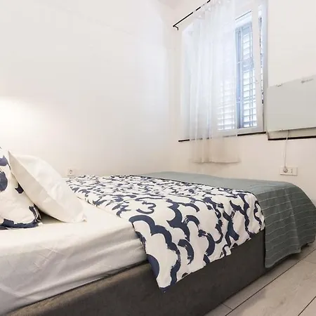 Apartament Apartman Mariposa Centar *