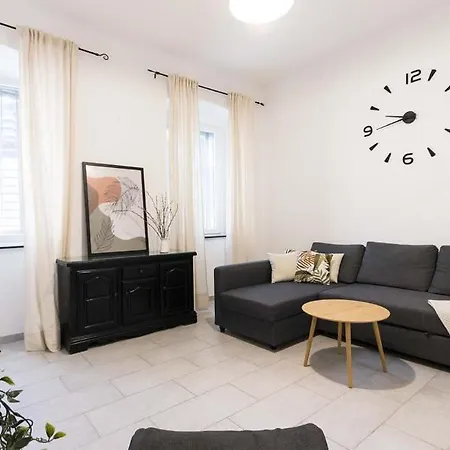 Apartment Apartman Mariposa Centar Pula