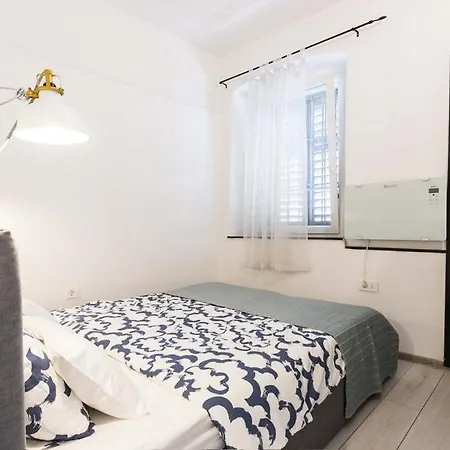 Apartman Mariposa Centar * Pula