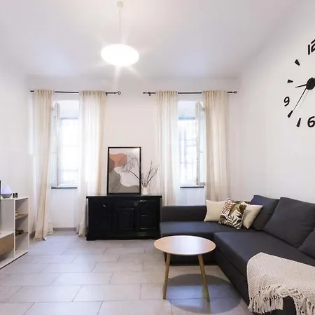 Apartman Mariposa Centar 아파트